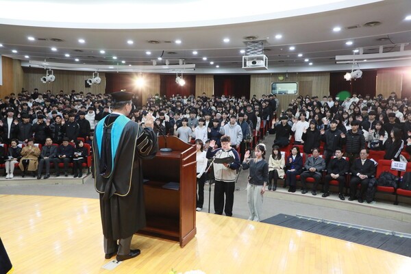 취업 경쟁력 입증한 신성대학교, 2026 신입생 1,366명 입학 - 뉴스 썸네일 이미지