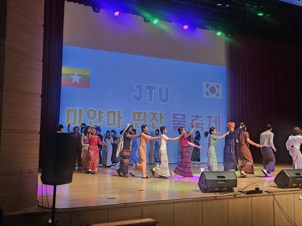 ｢제주관광대학교, 미얀마 띤잔 물축제 열려 ｣ - 뉴스 썸네일 이미지