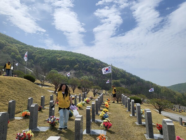 경일대 사회복지경영학과, 국립영천호국원서 호국보훈 봉사활동 - 뉴스 썸네일 이미지
