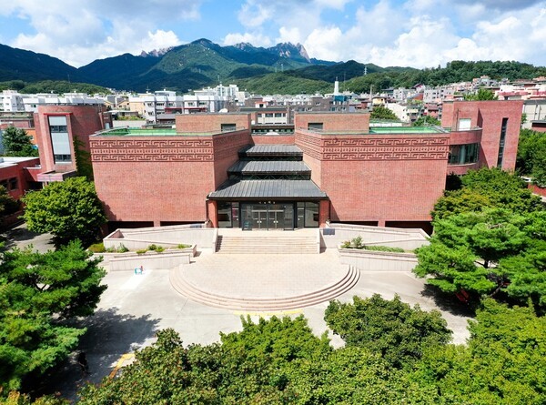 덕성여대, 교육부 ‘2026년 대학 AI 기본교육과정 개발 지원사업’ 선정