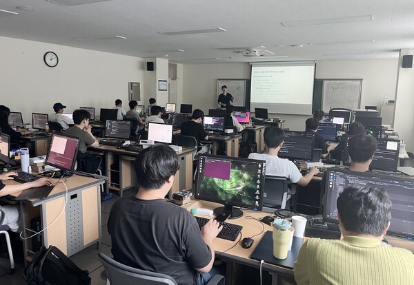 국립금오공대 슈퍼컴퓨팅센터, ‘2026 글로벌 AX 교육’ 성료…AI·비전-LLM 융합 실무 프로젝트 진행